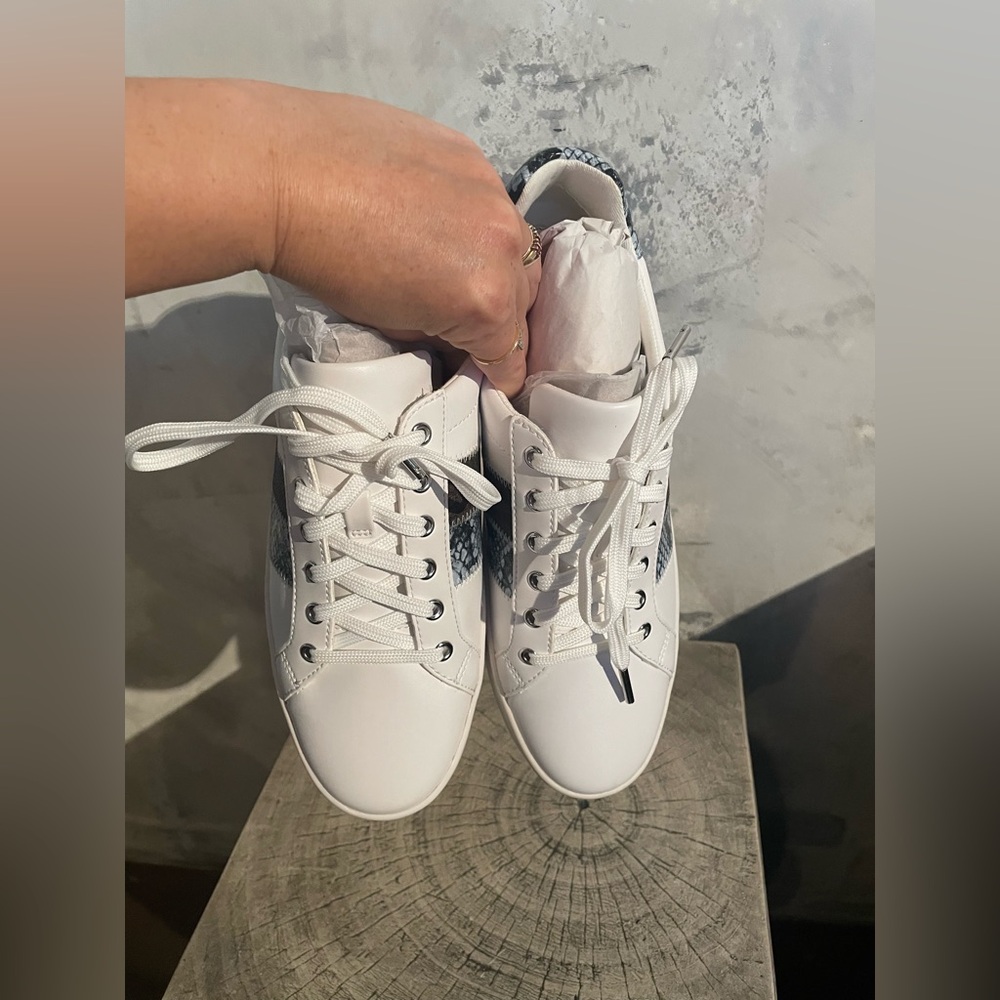 Michael Kors Poppy Lace Up Sneakers in Pale Ocean - Picture 8 of 9
